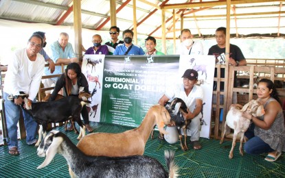 /news/images/news/dumaguete-goat-dispersal-project-july-27-2022-dost-negor-photo-.jpeg